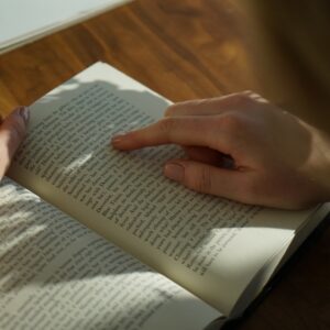 Armas da Persuasão: Estratégias Poderosas para Influenciar – Resumo do Livro
